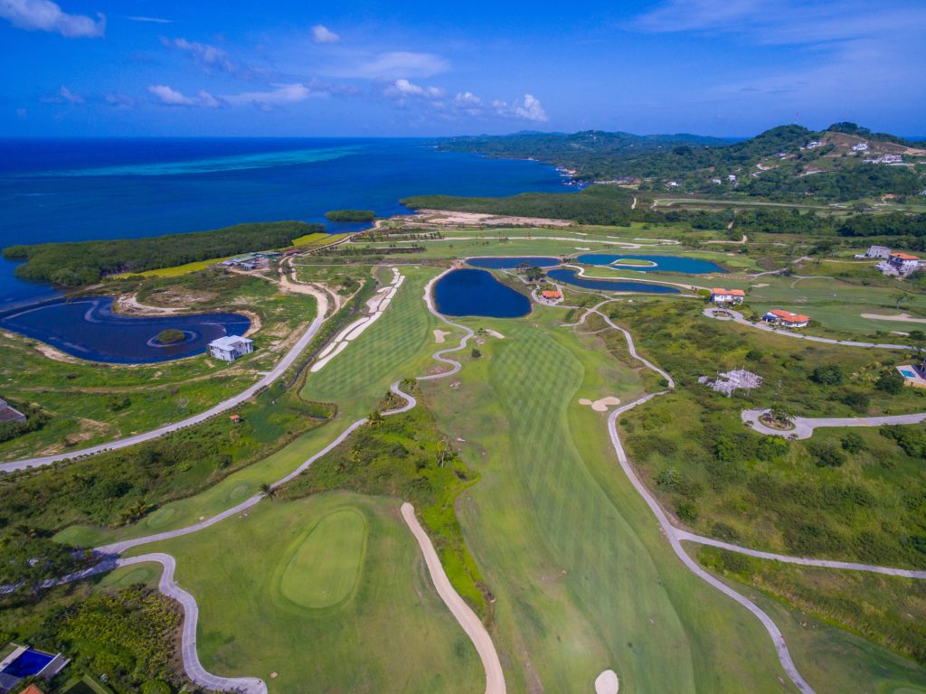 snowbird rental options in Roatan include this golf community at Pristine Bay